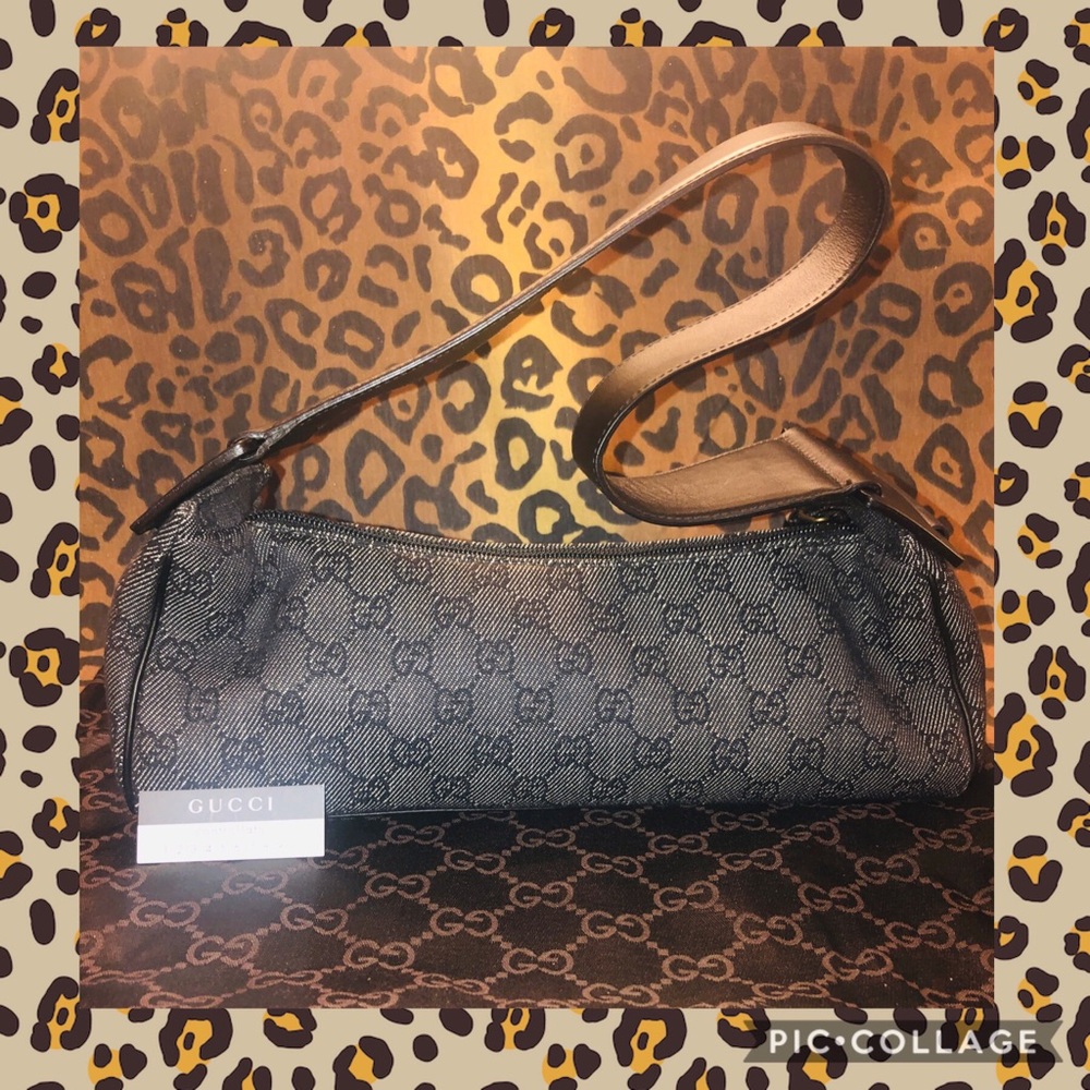 ⭐️VERY RARE⭐️VINTAGE GUCCI “CC” Dark Denim Handbag